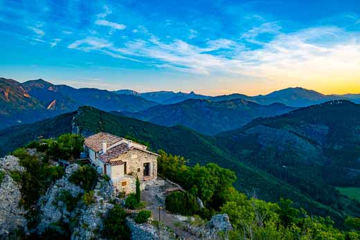 Camping alpes de haute provence, les Eaux Chaudes