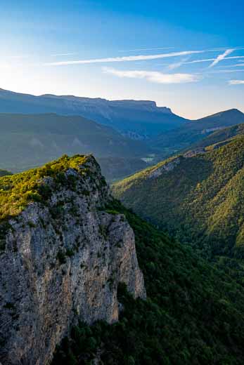 Camping dans les Alpes de Haute-Provence à Digne, les Eaux Chaudes